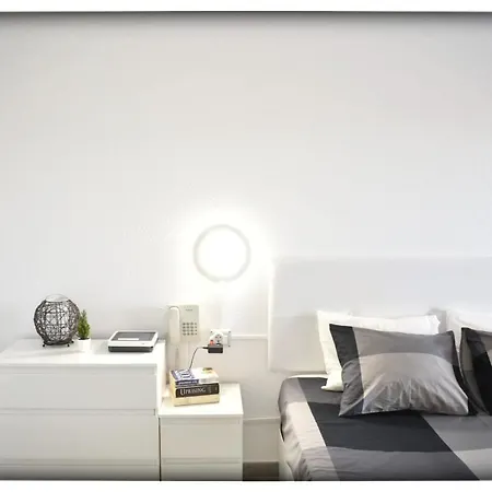 Daisy Apartments