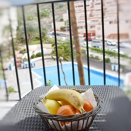 Cosmocom Apartments In Tenerife * 洛斯克里斯蒂亚诺斯