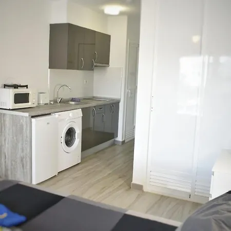 Cosmocom Apartments In Tenerife * 洛斯克里斯蒂亚诺斯