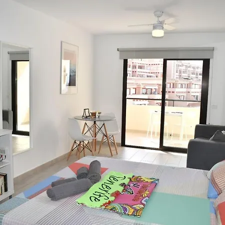 Cosmocom Apartments In Tenerife * 洛斯克里斯蒂亚诺斯